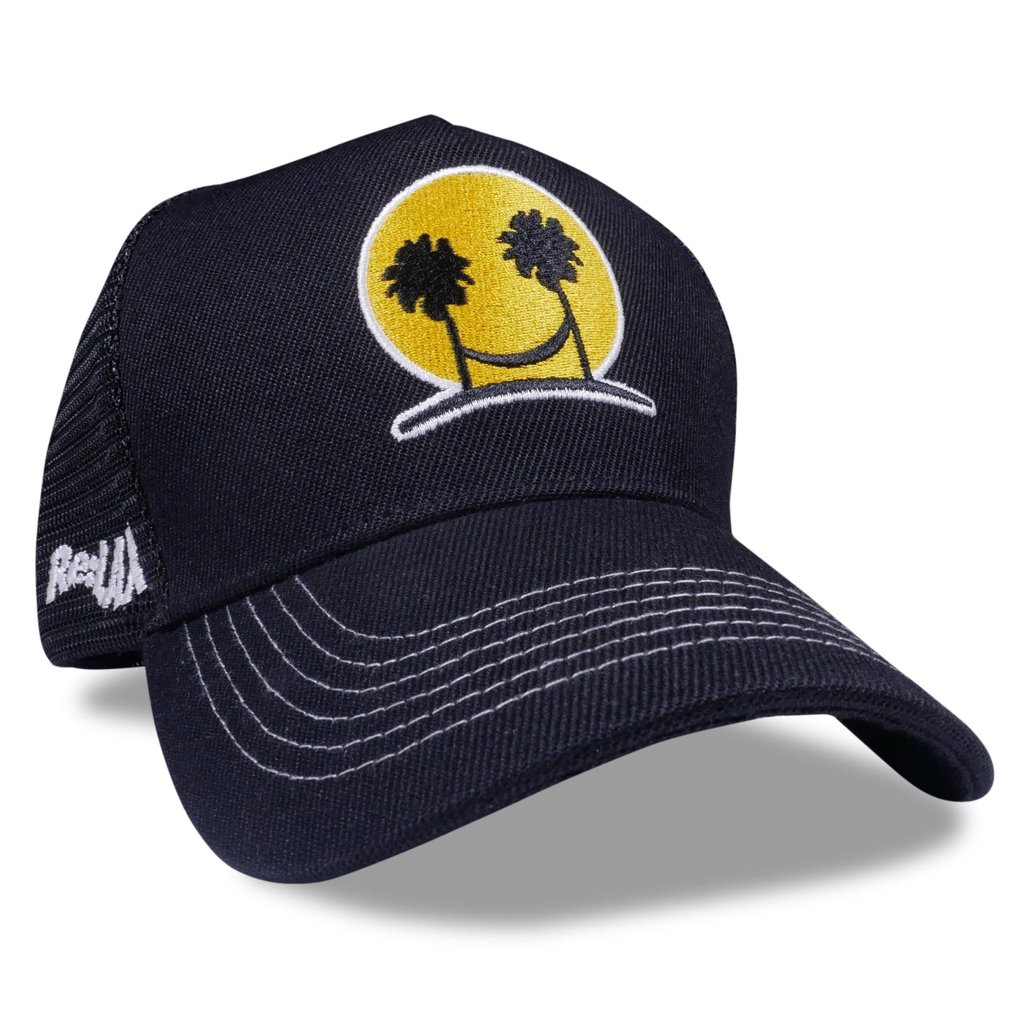 "Smiley" Snapback Trucker